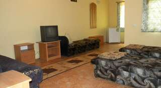 Гостевой дом Усадьба Магнолия Рыбачье Номер "Стандарт"-12